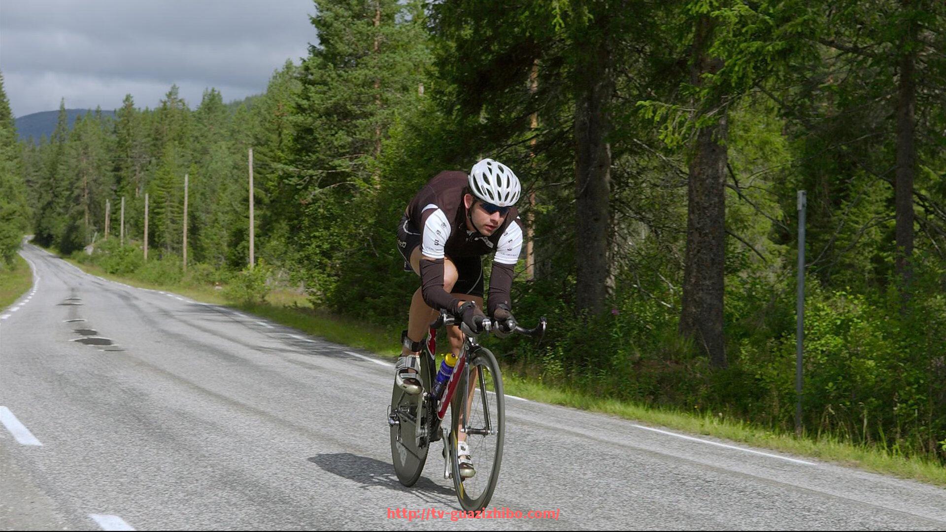 瓜子直播-家用健身器材如何锻炼腿部？体育教学实用参考